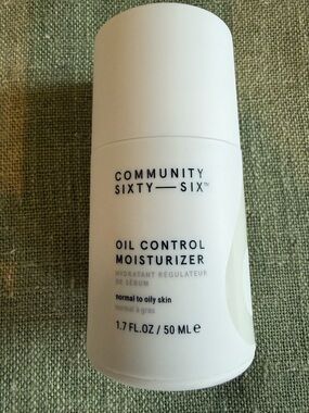 Community Sixty-Six Oil Control Moisturizer 1.7oz ✨